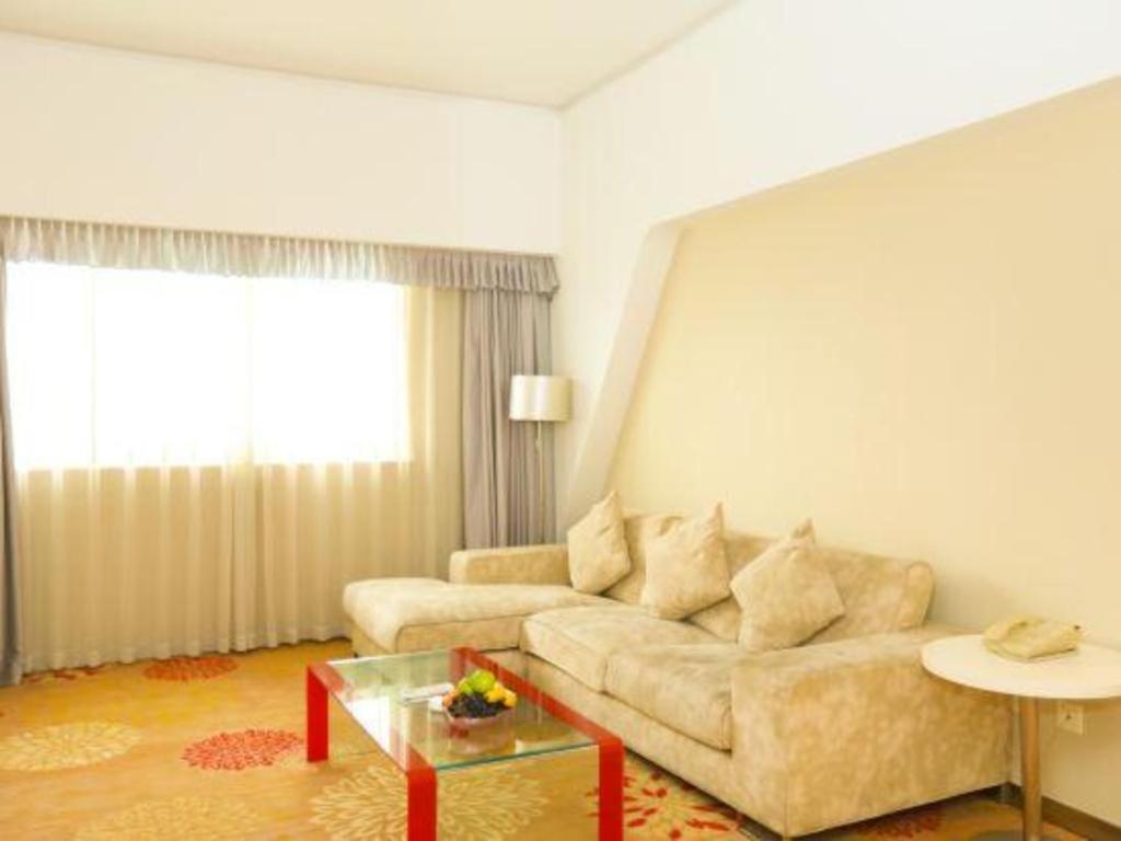 Ramada Plaza By Wyndham Hangzhou Riverside Buitenkant foto