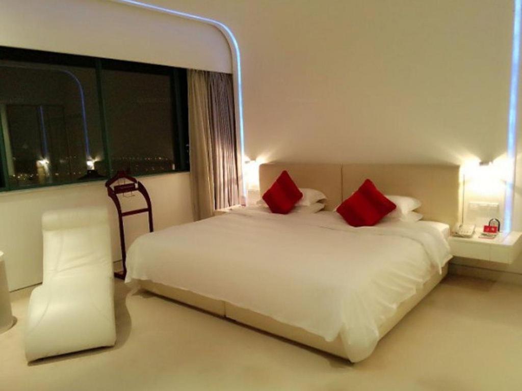 Ramada Plaza By Wyndham Hangzhou Riverside Buitenkant foto