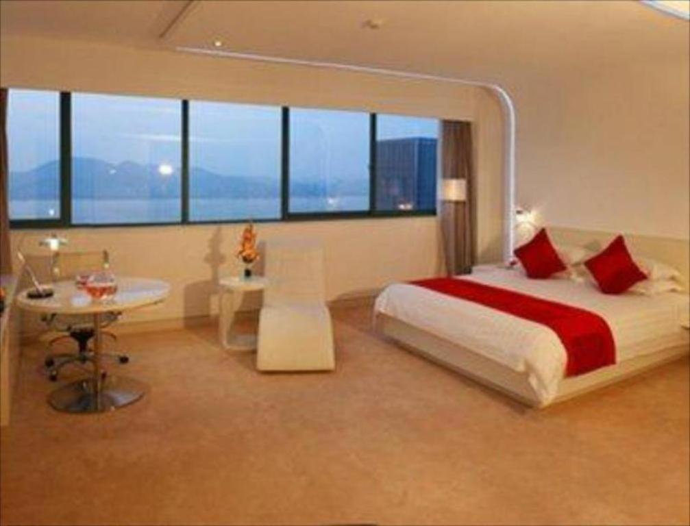 Ramada Plaza By Wyndham Hangzhou Riverside Buitenkant foto