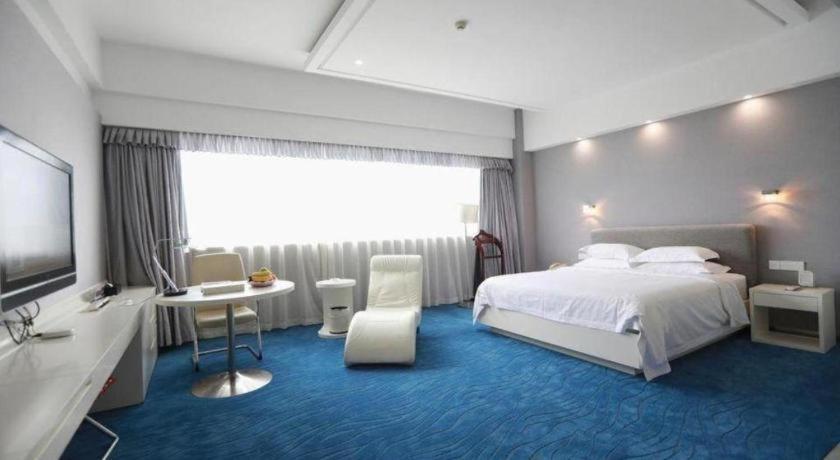Ramada Plaza By Wyndham Hangzhou Riverside Buitenkant foto